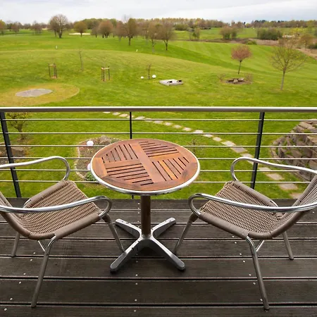 Golf & Gut Heckenhof Im Siegtal Zwischen Bonn Und Koeln Hotel
