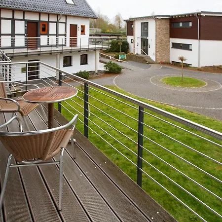 Golf & Gut Heckenhof Im Siegtal Zwischen Bonn Und Koeln 4*