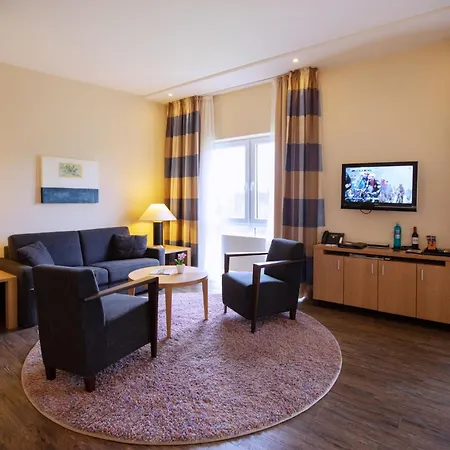 Gut Heckenhof & Golfresort An Der Sieg Gmbh & Co. Kg Hotel 4*
