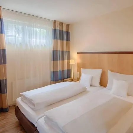 Golf & Resort Hotel Gut Heckenhof 4*