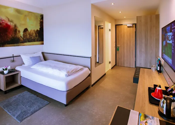 Golf & Gut Heckenhof فندق