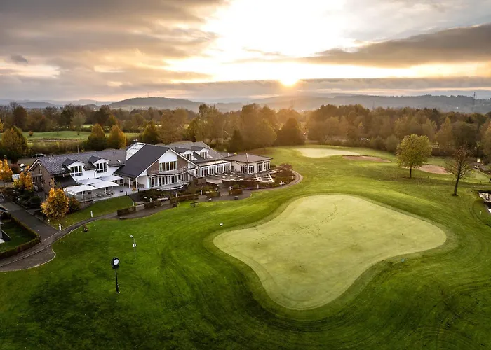 Golf & Gut Heckenhof فندق